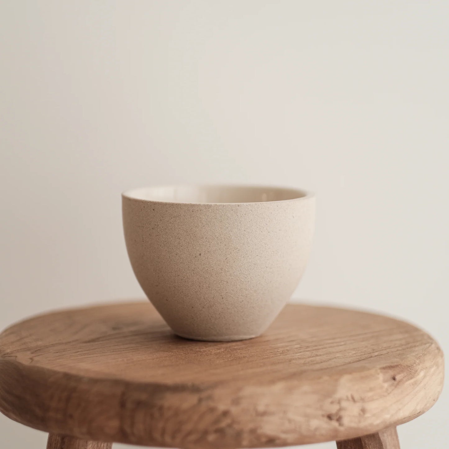 Adia Oval Container
