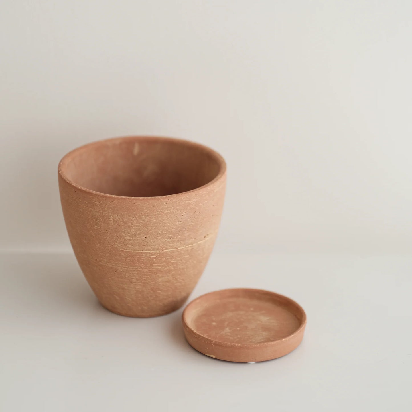 Baylin Terracotta Planter